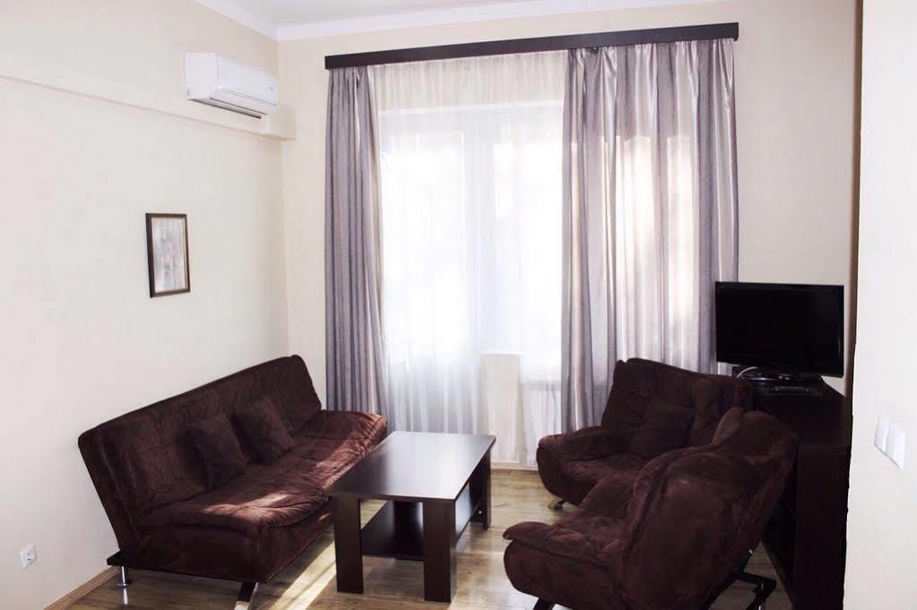 Apart Hotel Gh Tiflis Exterior foto